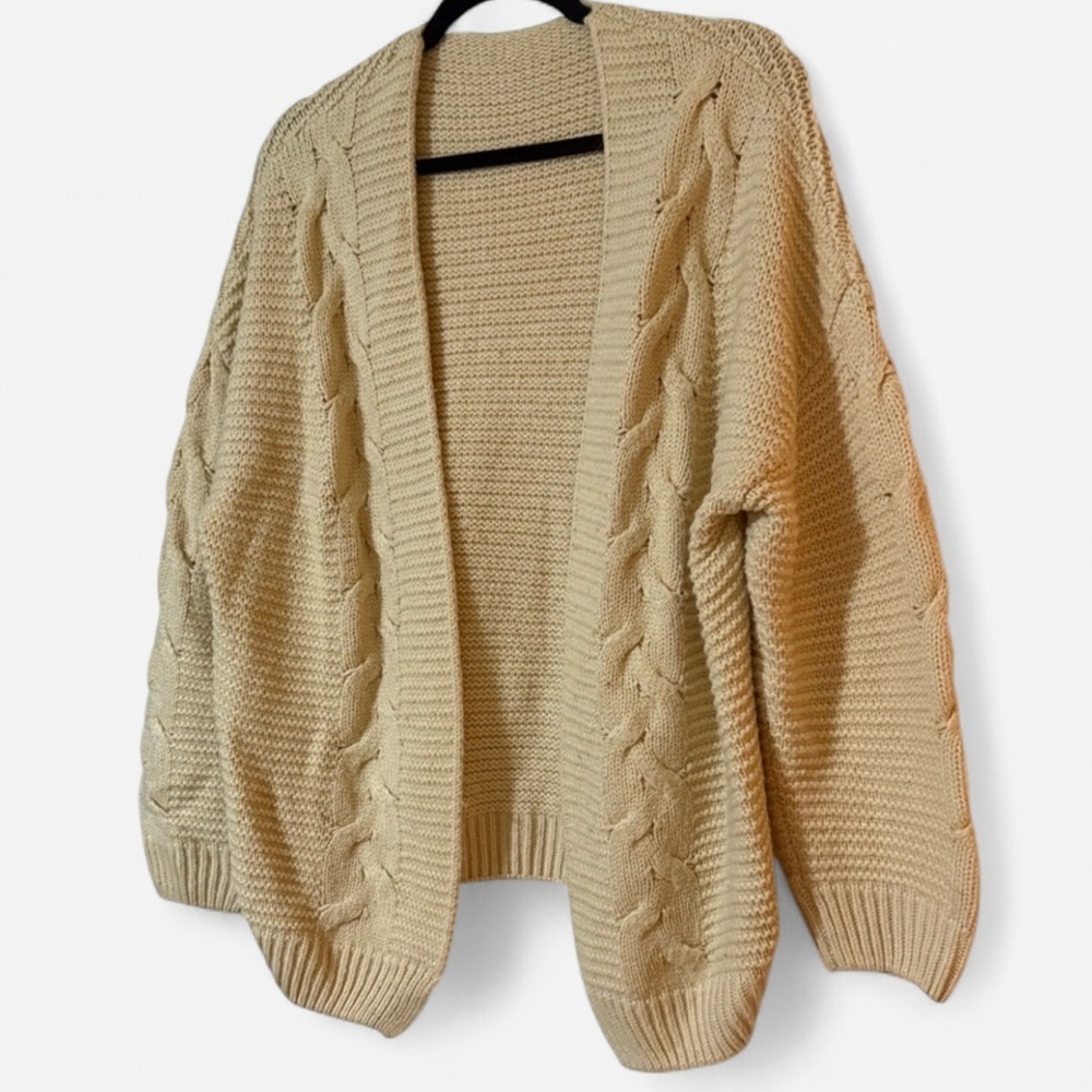 Cozy Cream Cable Knit Sweater - Picture 4 of 6